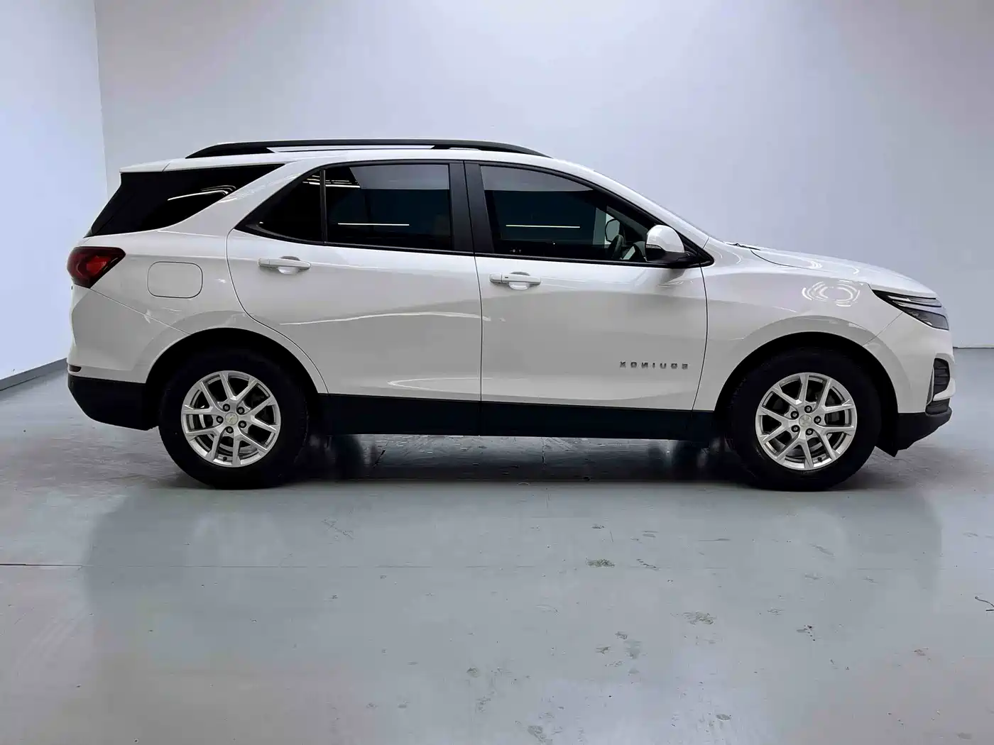 Chevrolet Equinox 2019 535T Auto Galloping Edition China V фото 12