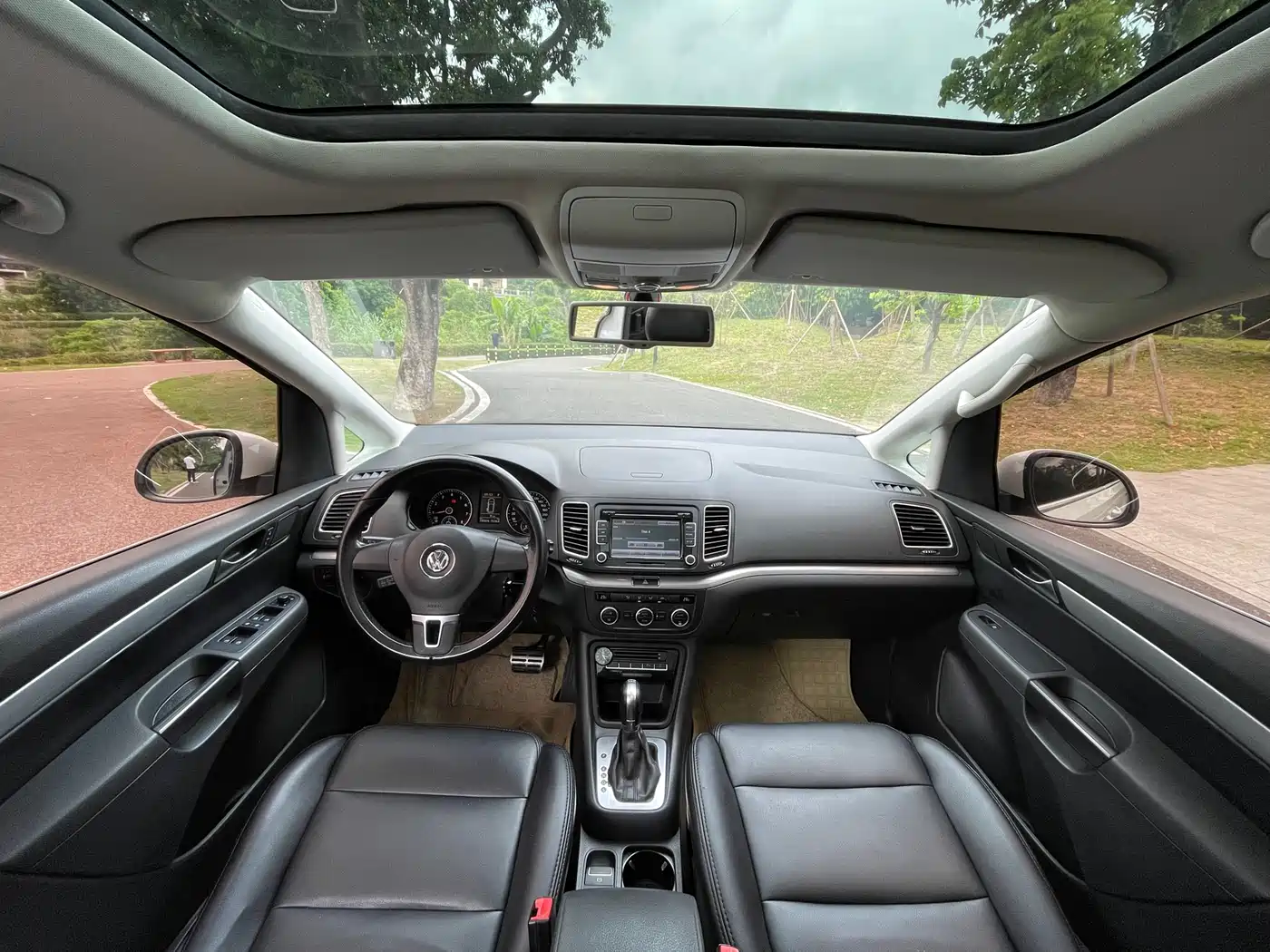 Volkswagen Sharan 2013 1.8TSI Standard Euro IV фото 5