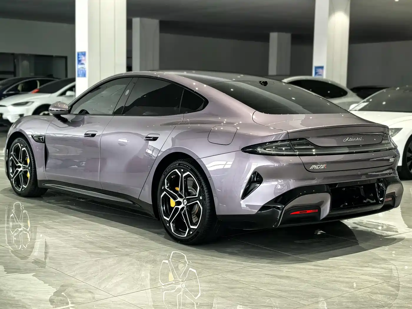 XIAOMI CAR XIAOMI SU7