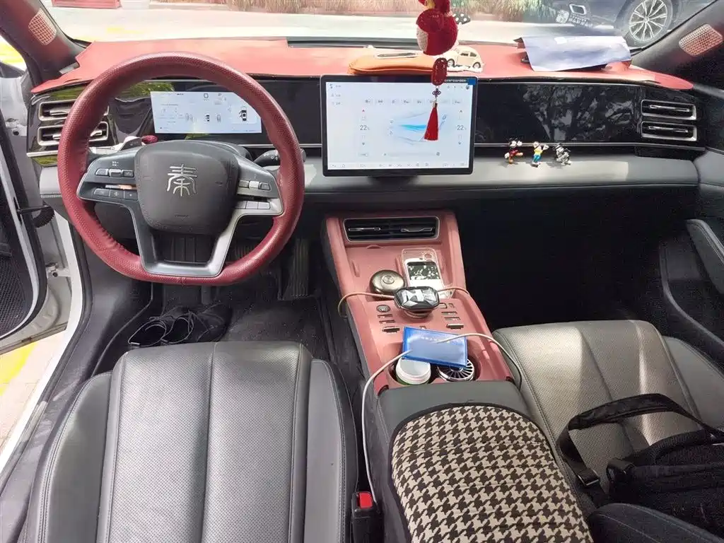 BYD Qin L 2025 DM-i Smart Drive 80KM Premium фото 13