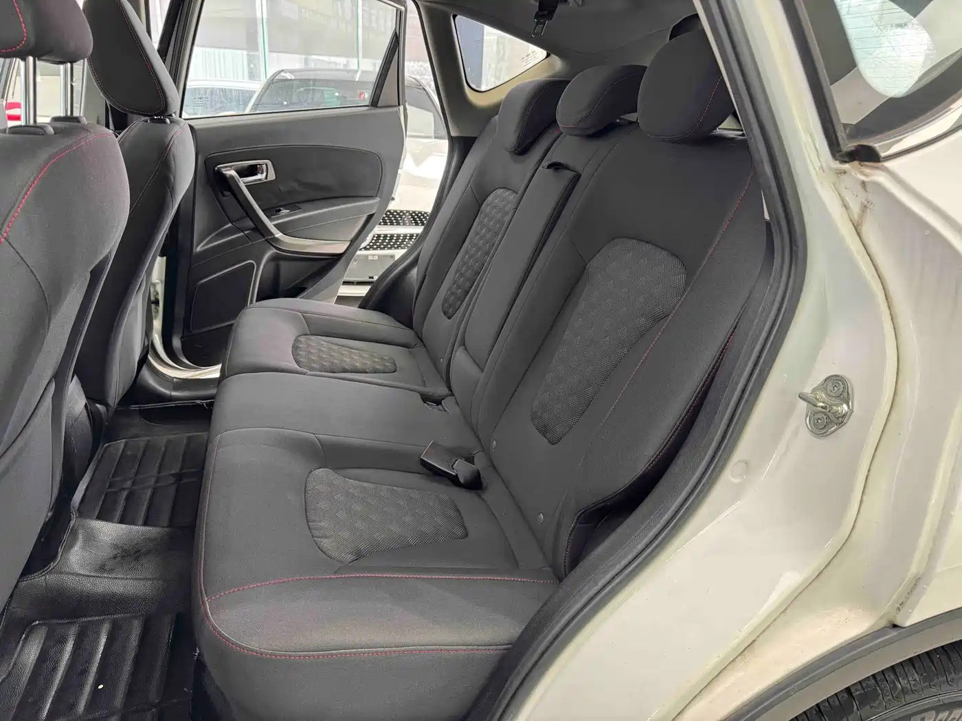 Besturn X80 2015 2015 2.0L Automatic Comfort
