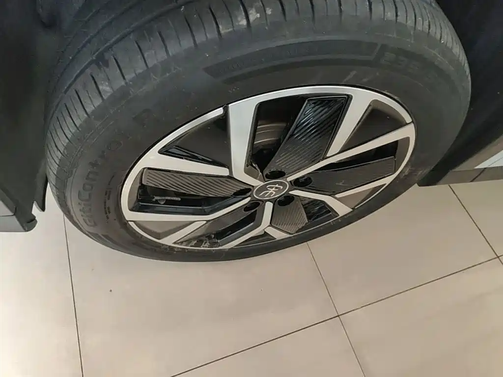BYD Song L DM-i 2025 Smart Drive 160km Premium фото 23