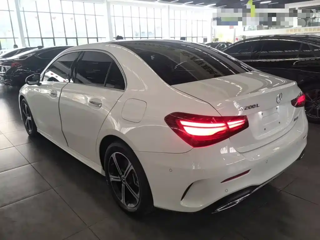 Mercedes-Benz A-Class 2025 2025 A 200 L Fashion Edition