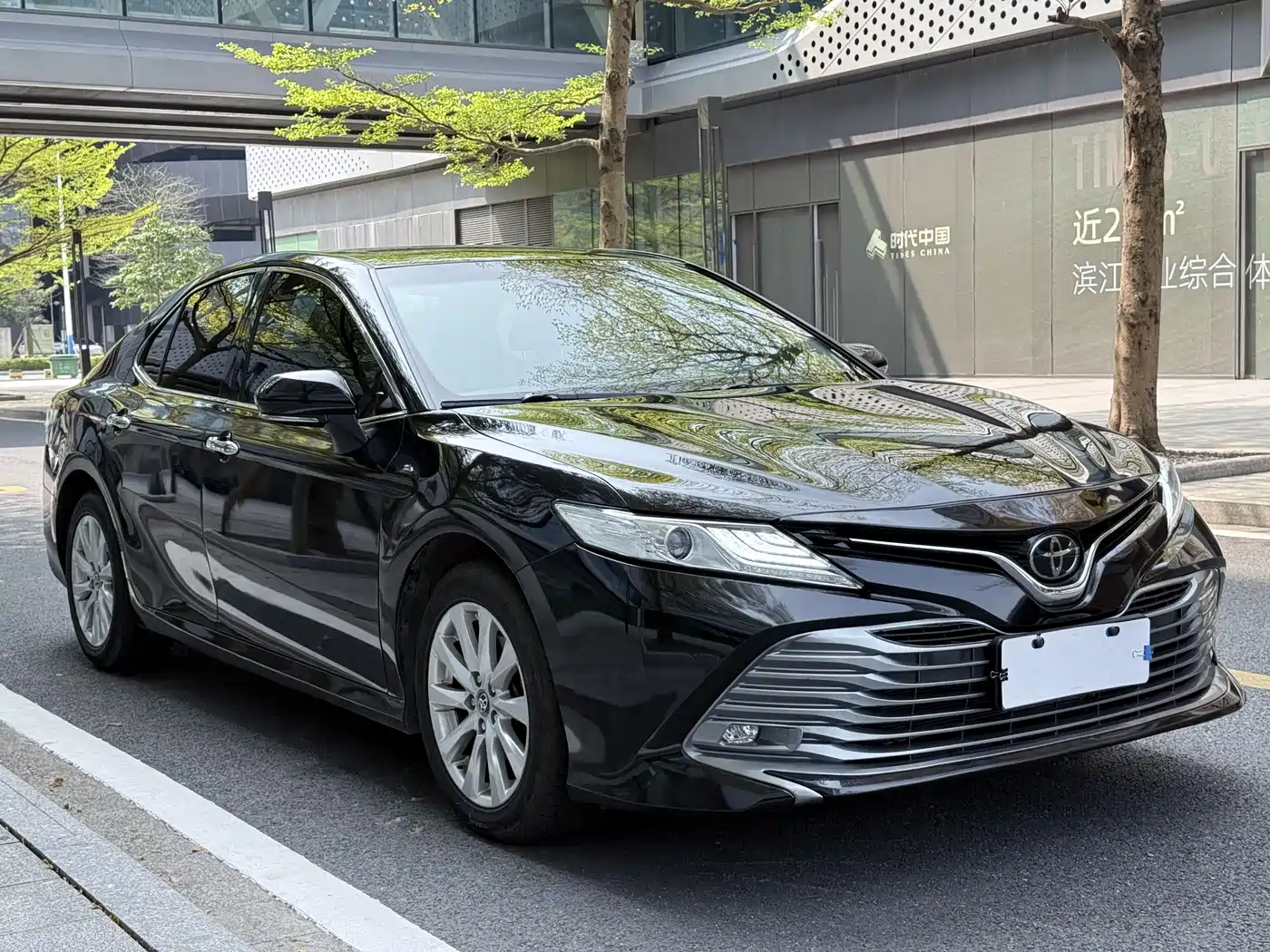 Toyota Camry 2019 2.0G Luxury Edition China VI фото 3