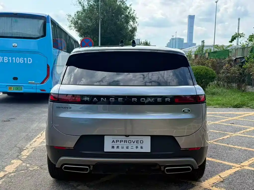 Land Rover Range Rover Sport 2025 2025 360PS S