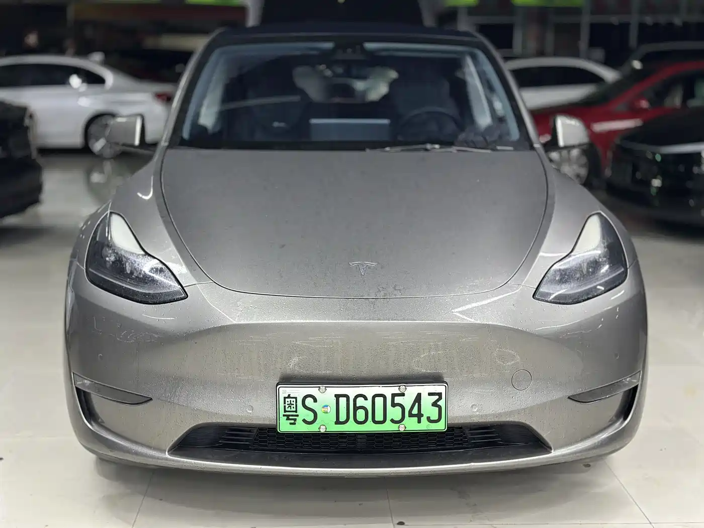TESLA MODEL Y