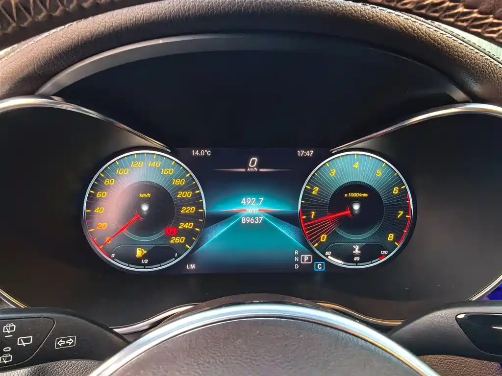 Mercedes-Benz GLC 2020 GLC 260 L 4MATIC Luxury фото 16
