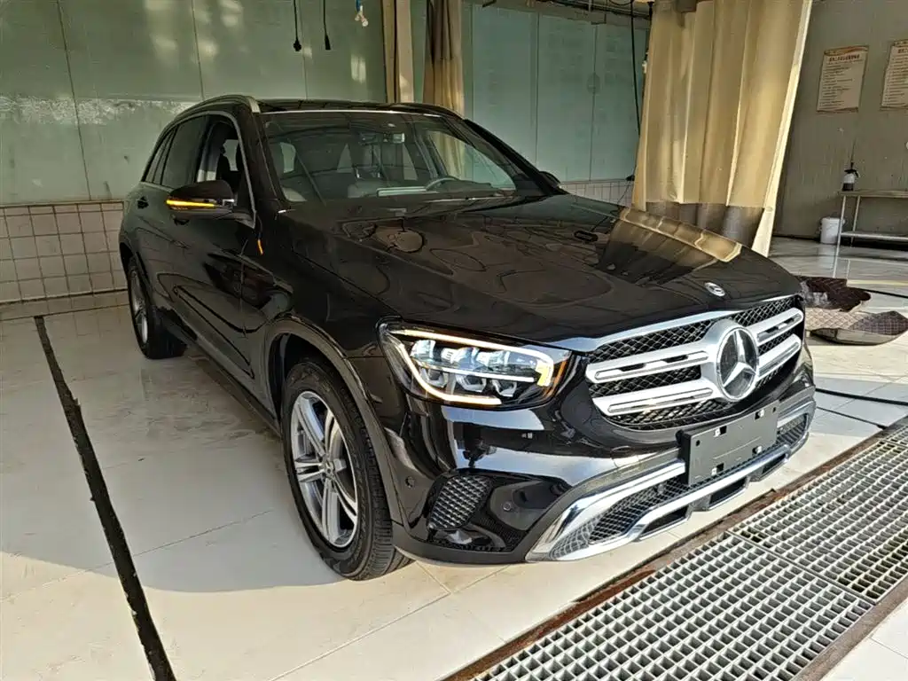 Mercedes-Benz GLC 2020 Facelift GLC 260 L 4MATIC Dynamic фото 4