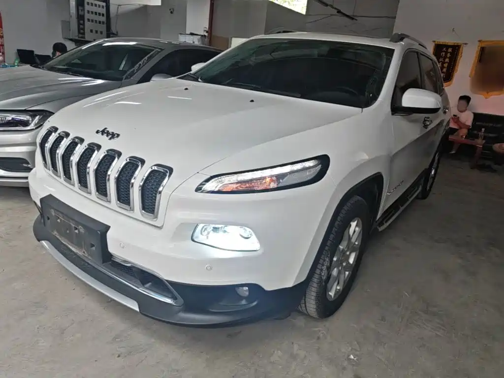 Jeep Cherokee 2018 2017 2.0L Superior Edition