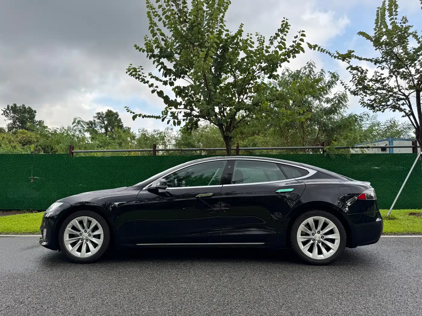 Tesla Model S 2018 2017 Model S 75D Standard Range