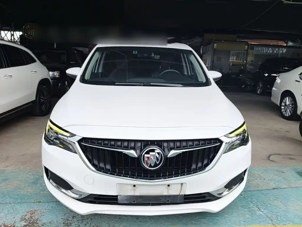 Buick GL6 2018 2018 18T 6-Seater Premium