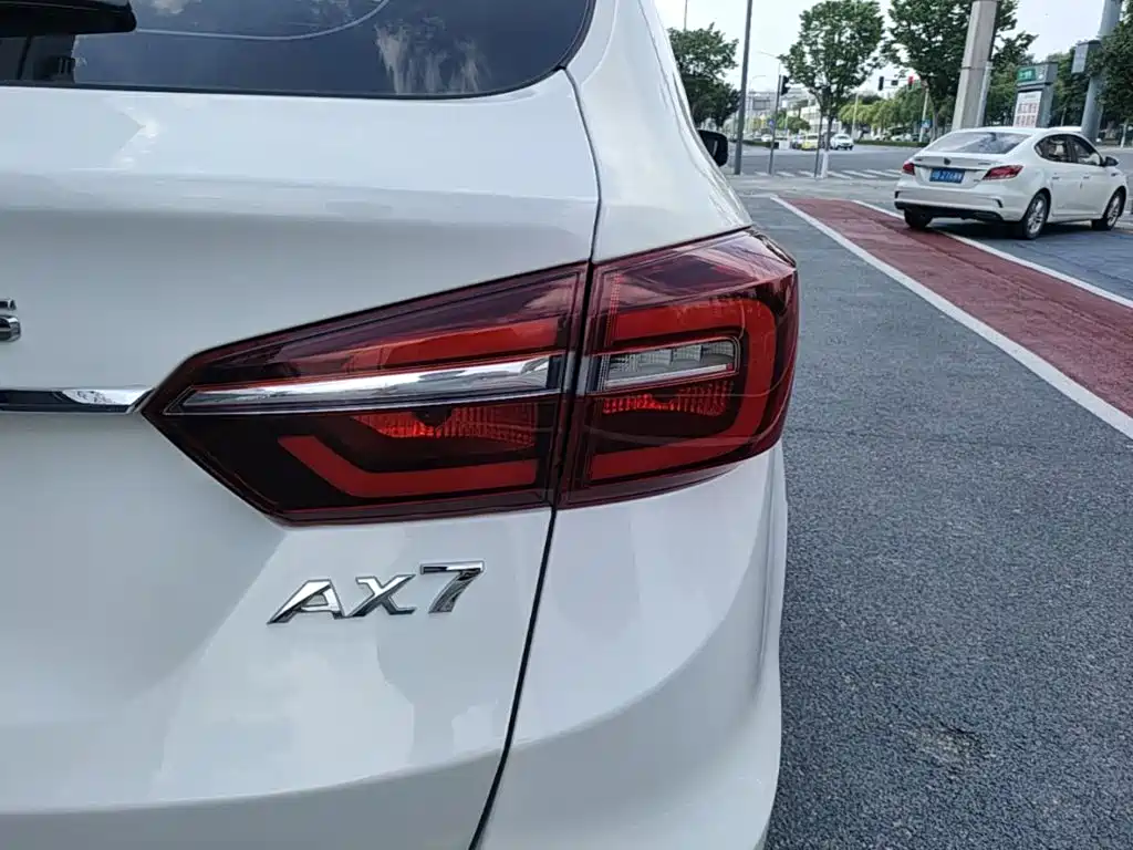 Dongfeng Aeolus Dongfeng Fengshen AX7 2018 2018 Classic 1.6T Auto Luxury
