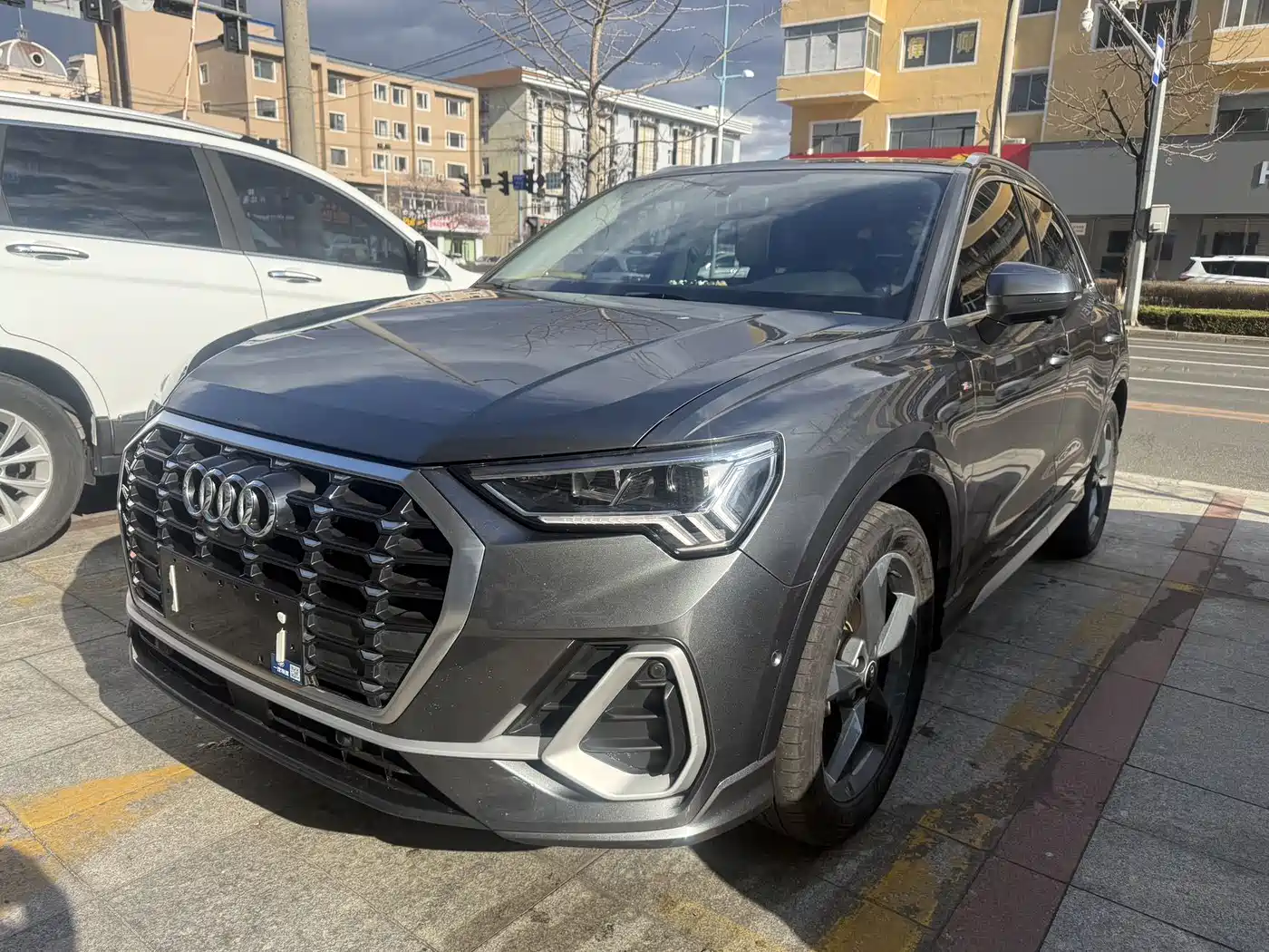 Audi Q3 2021 35 TFSI Lifestyle Edition фото 2