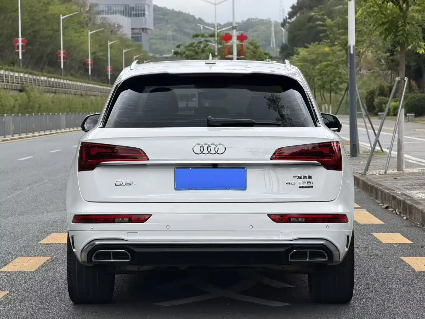 Audi Q5L 2022 45T Luxury Dynamic фото 5