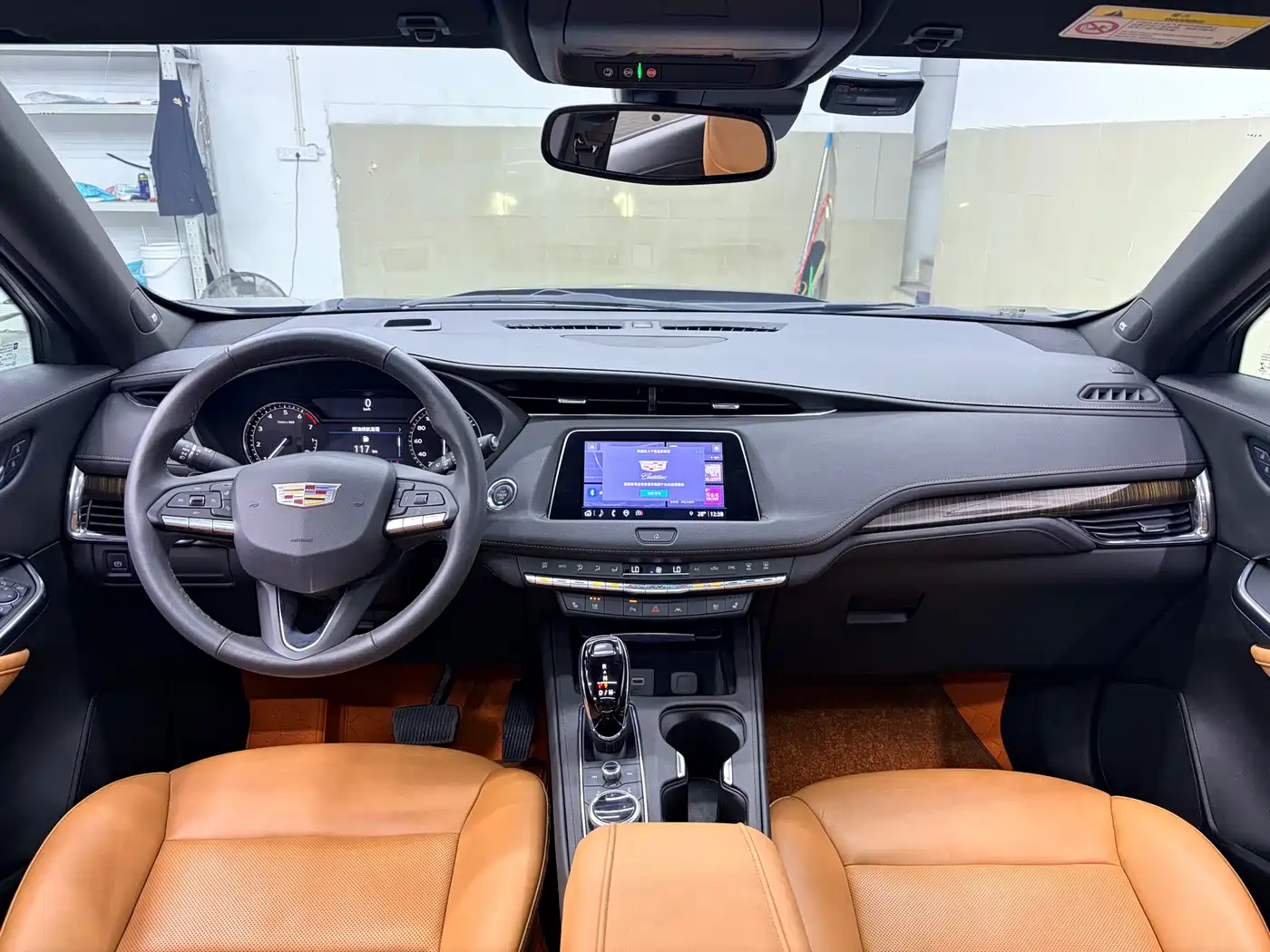 CADILLAC XT4