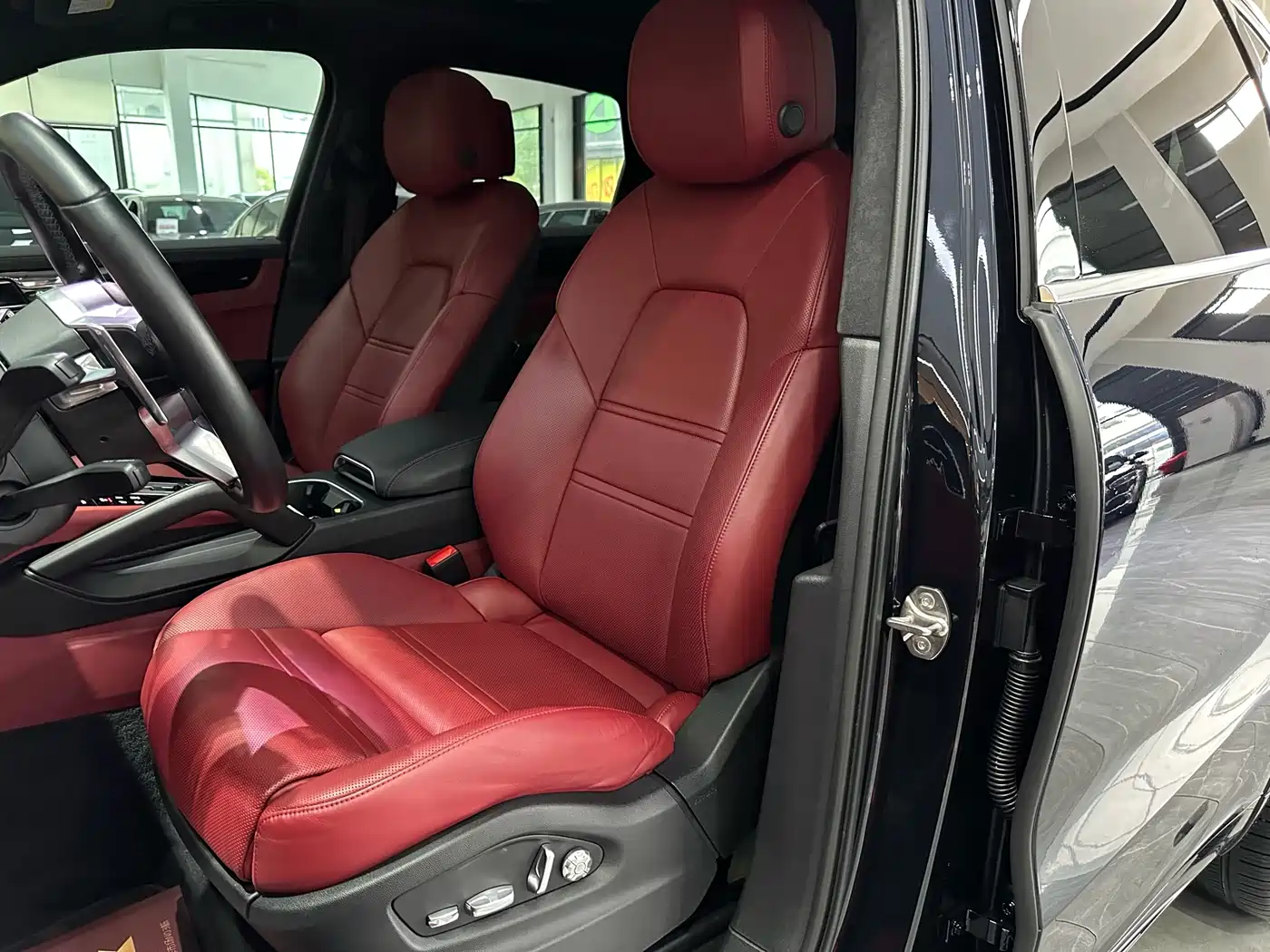 Porsche Cayenne 2020 Cayenne S 2.9T фото 11