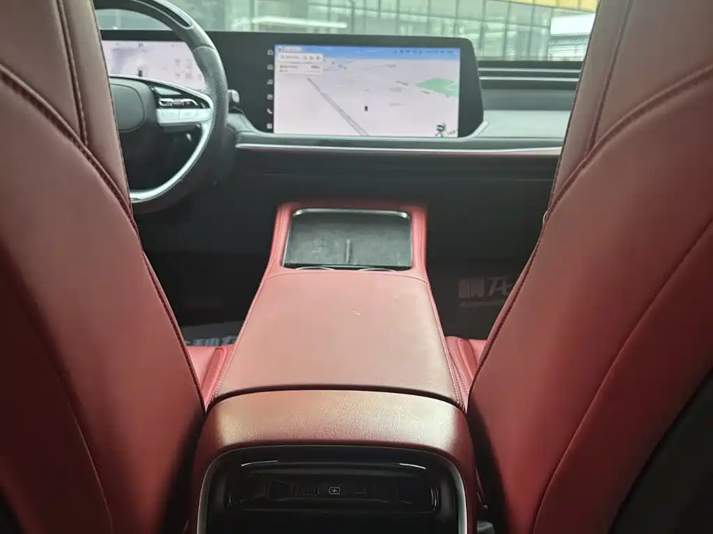 XIAOPENG P7