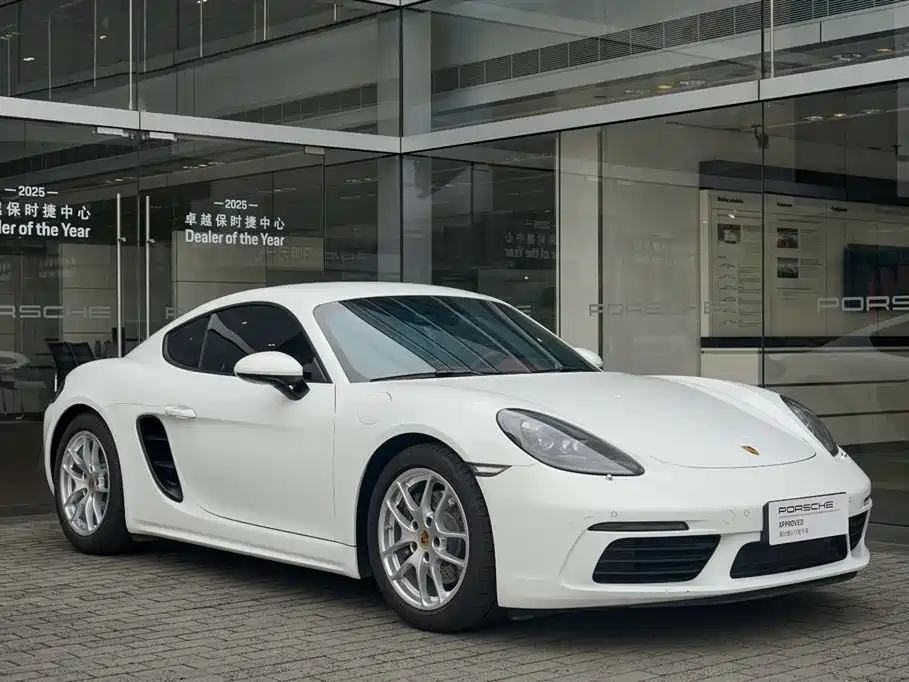 Porsche 718 2022 Cayman 2.0T фото 3