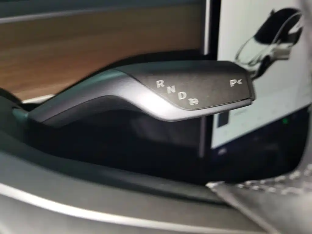 Фото 7 - Tesla Model 3