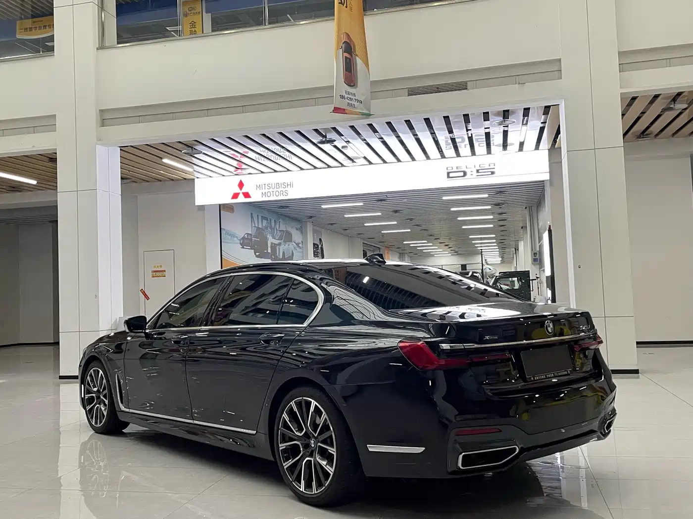 BMW 7 Series 2022 740Li xDrive Executive M Sport Package фото 4