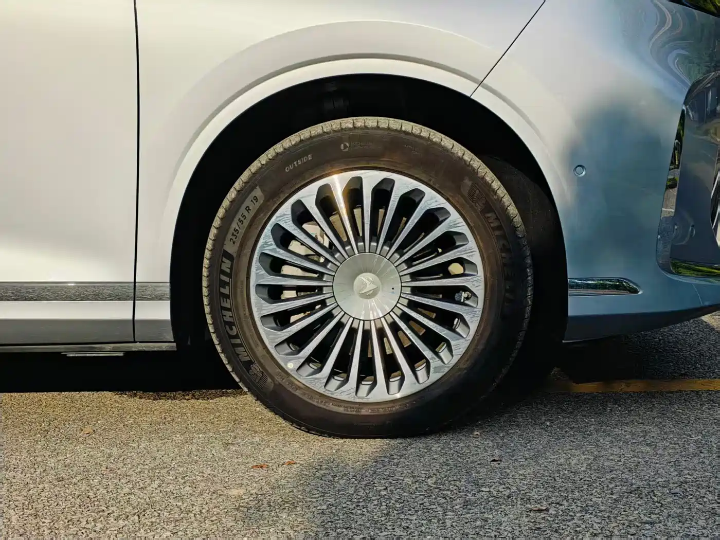 ARCFOX WenDao V9 2026