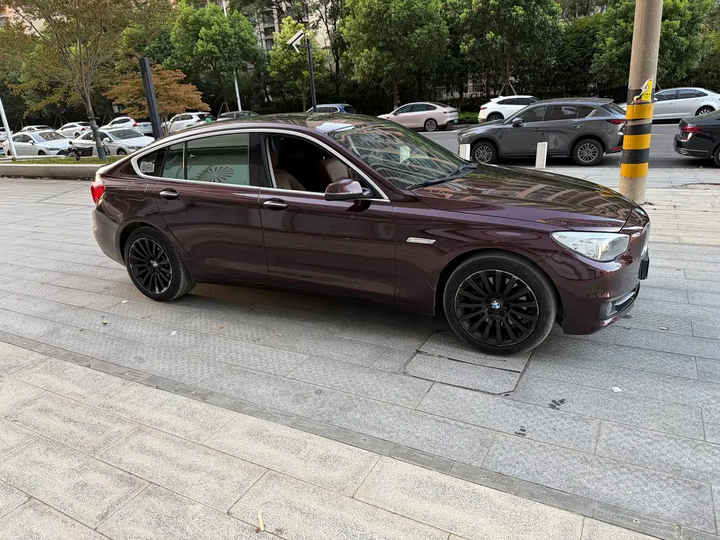 BMW 5 Series GT 2015 2014 535i Leading
