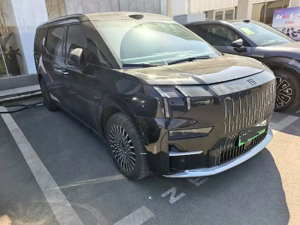 ZEEKR EXTREME KRYPTON 009