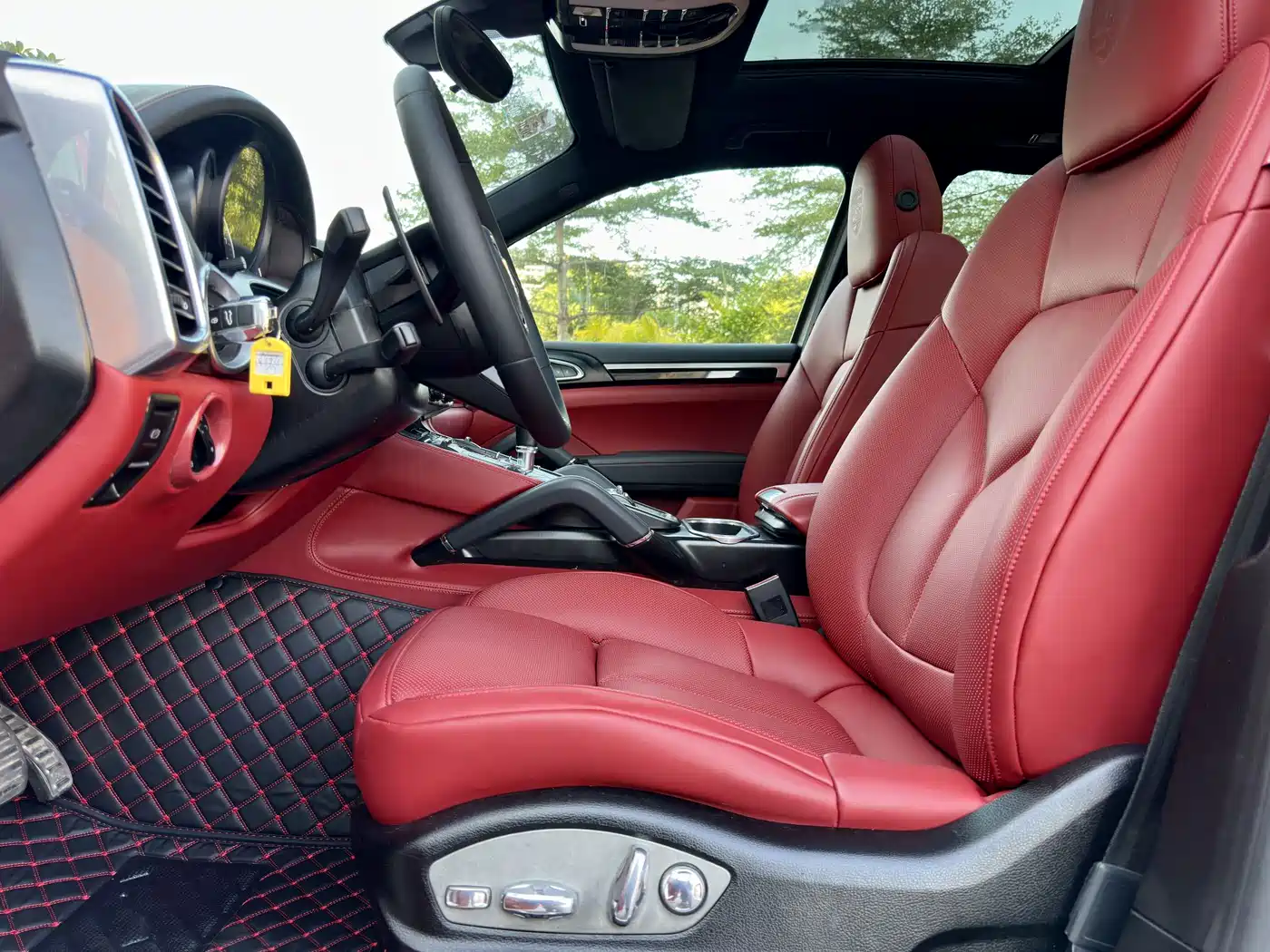 Porsche Cayenne 2011 Cayenne 3.0T фото 8