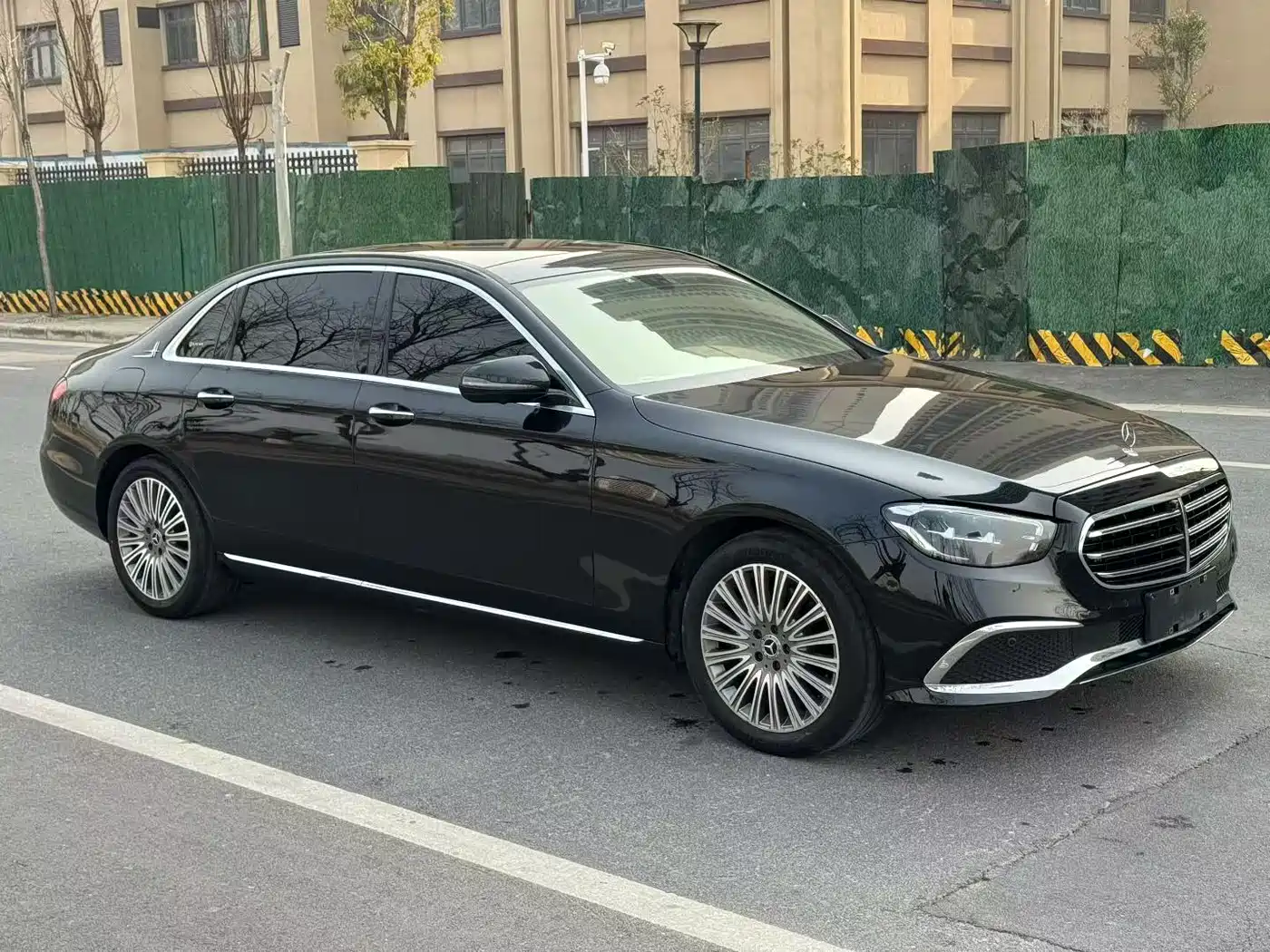  E CLASS