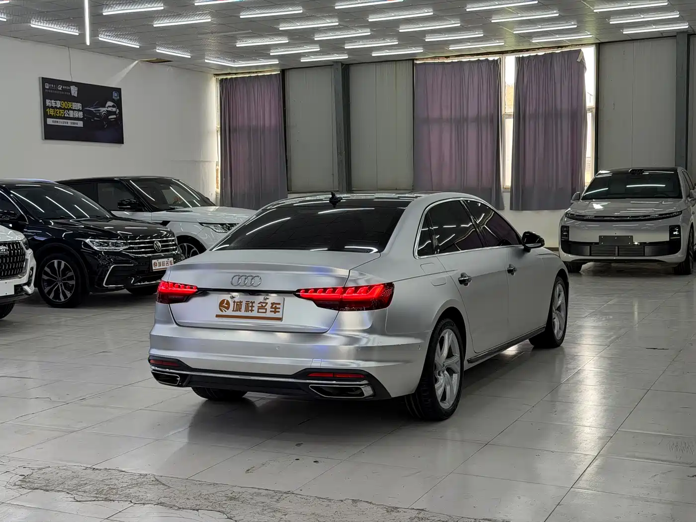 Audi A4L 2020 40 TFSI quattro Luxury Dynamic фото 8