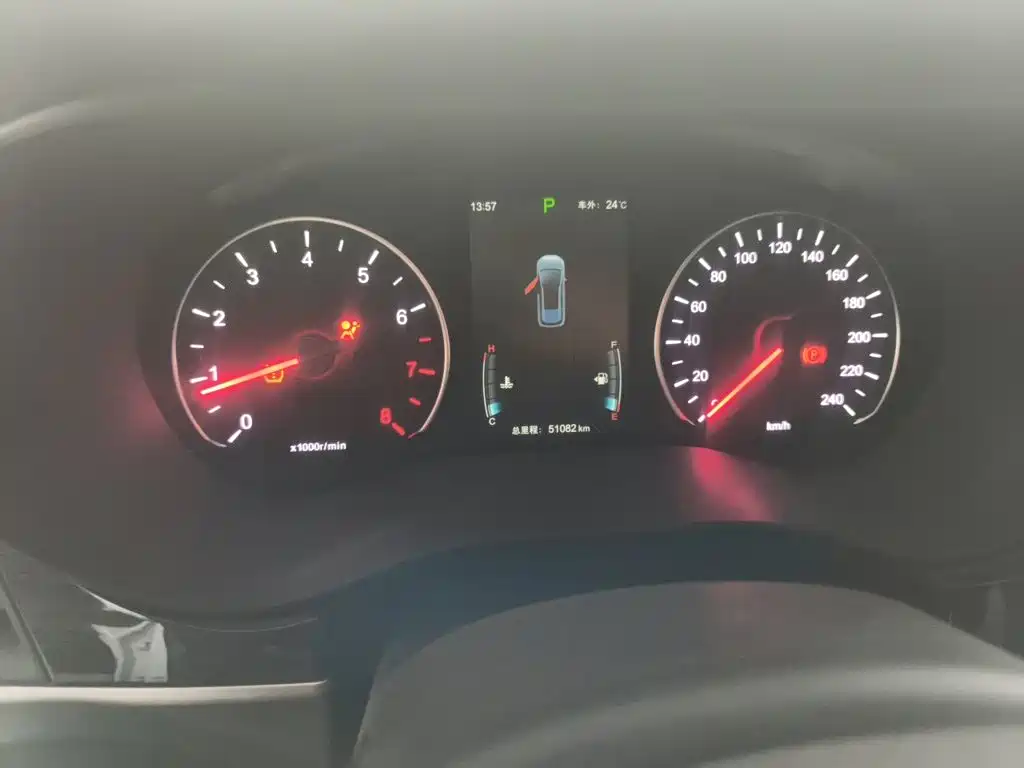 Фото 8 - BYD Song MAX