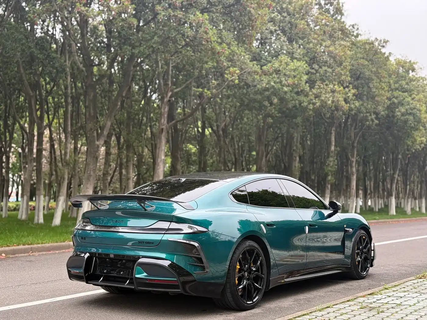 XIAOMI CAR XIAOMI SU7 ULTRA