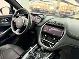 Photo 17 - Aston Martin DBX