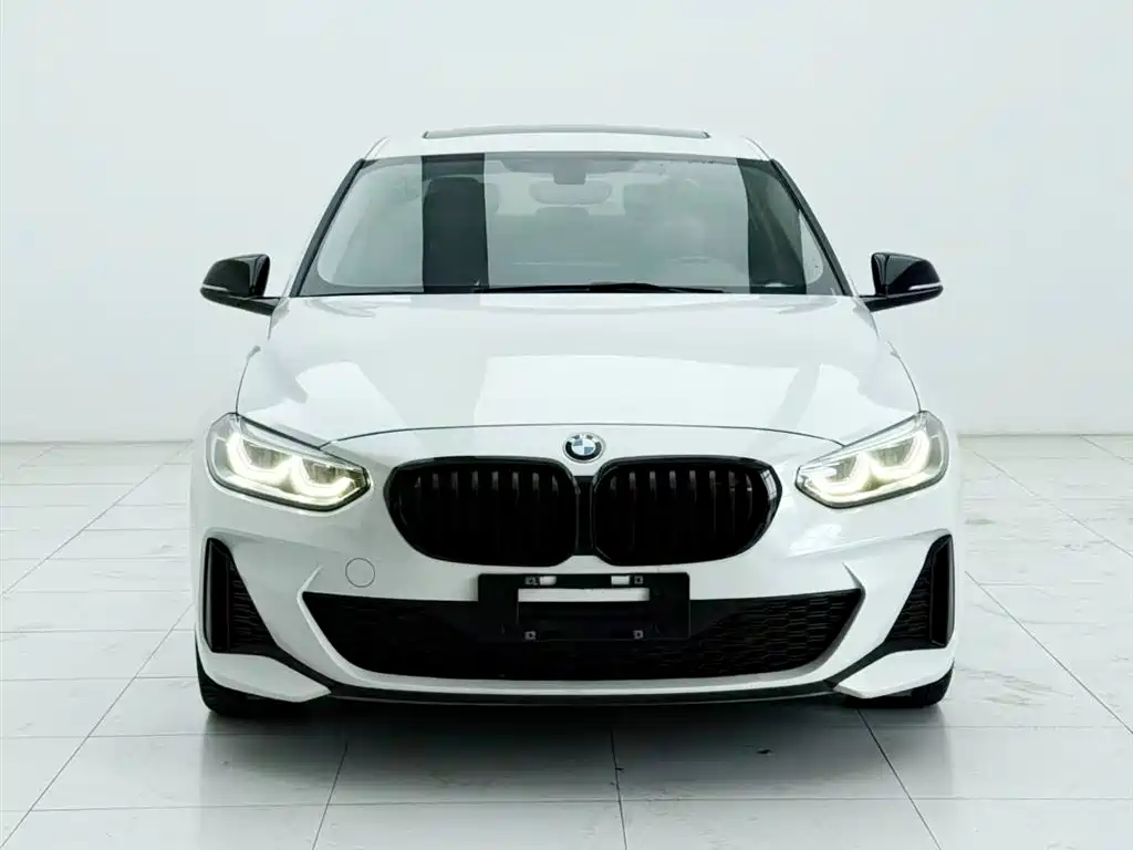 BMW 1 Series 2021 120i M Sport Shadow Edition