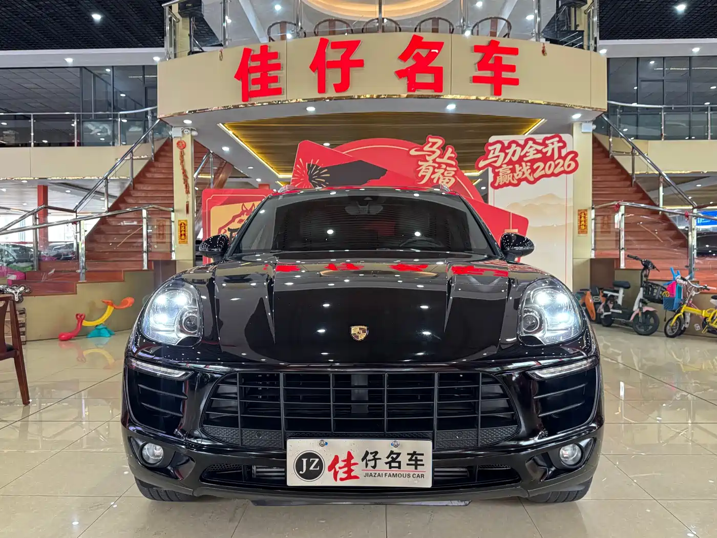 Porsche Macan 2017 Macan 2.0T фото 2