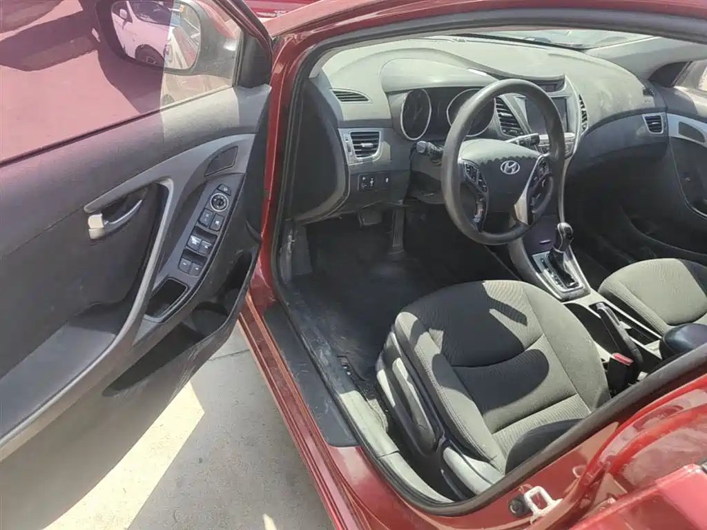 Hyundai Langdong 2016 1.6L Automatic Premium Edition фото 16
