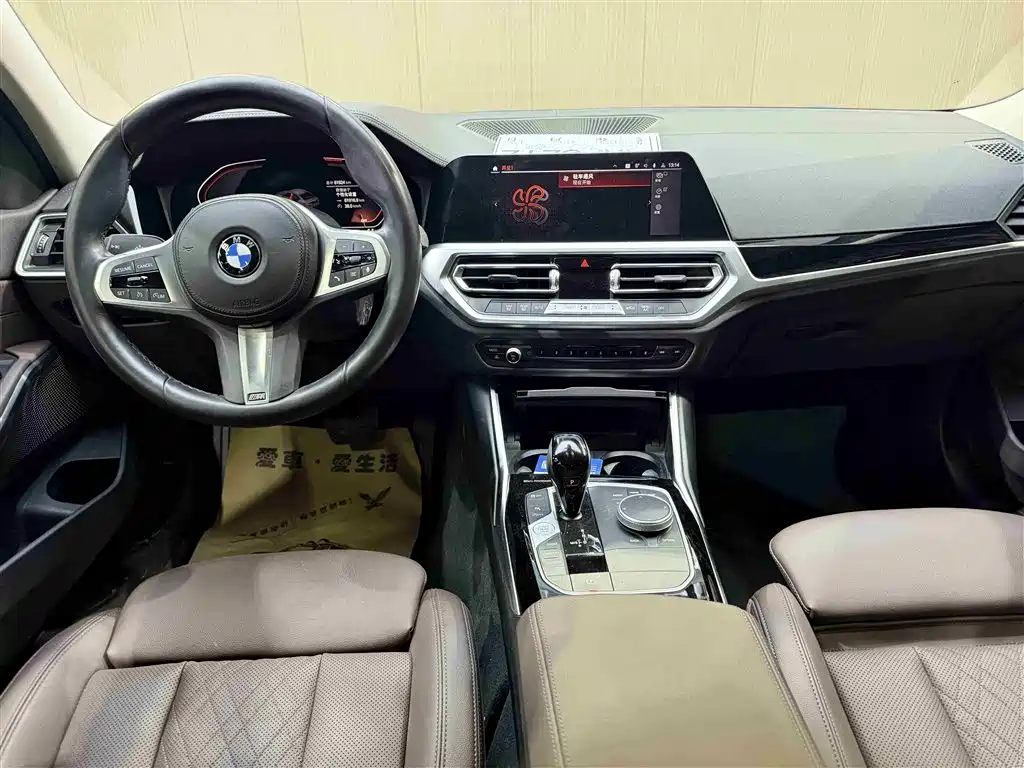 BMW 3 Series 2022 320Li M Sport Package фото 10