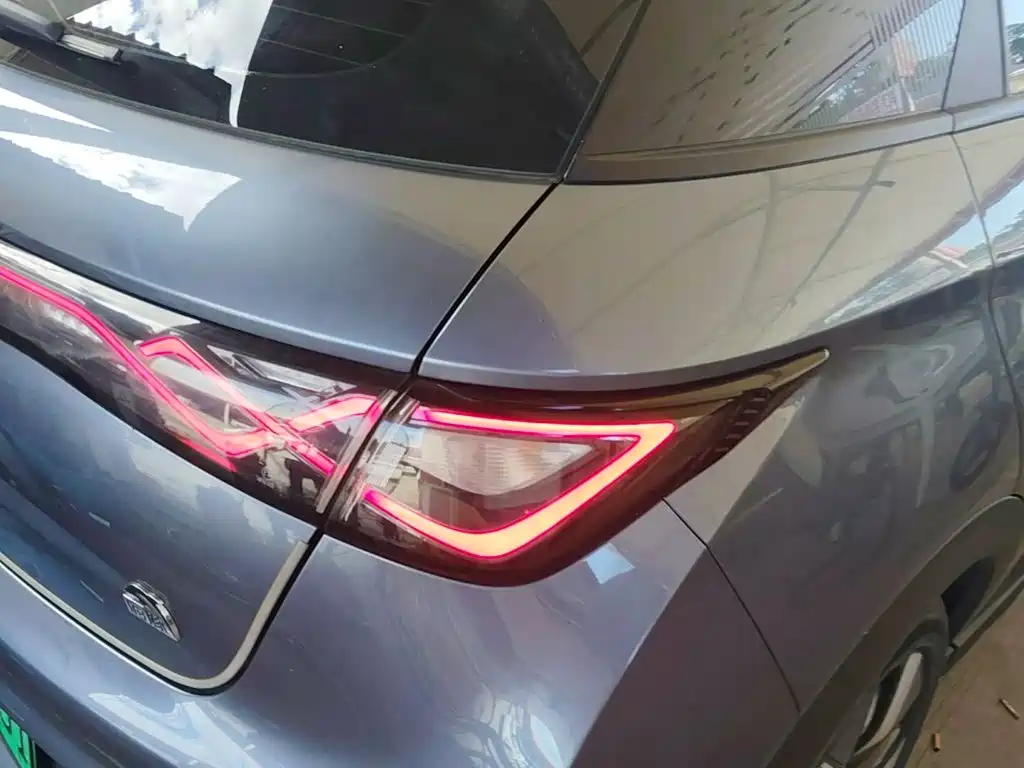 Photo 8 - BYD Dolphin