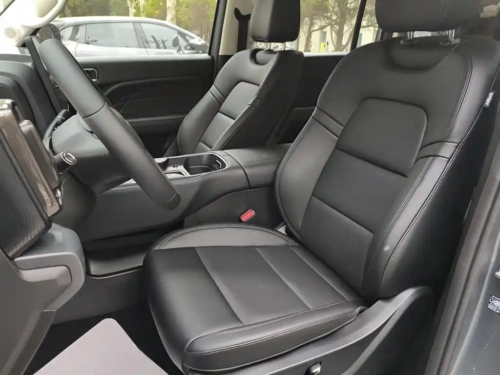 Haval Meng Long NEV 2026 Hi4 102 Premium фото 8