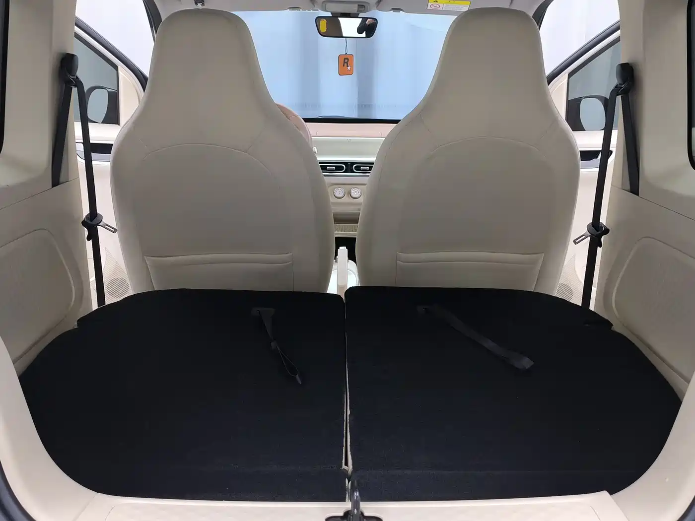 WULING AUTOMOBILE HONGGUANG MINIEV