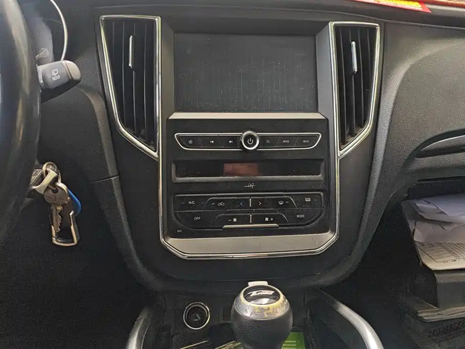 Zotye SR7 2019 2017 1.5T CVT Magic Cube Road