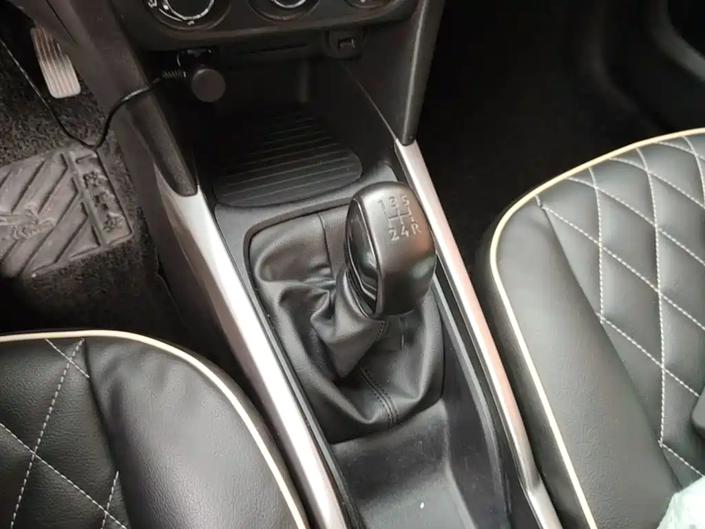 Peugeot 301 2017 2017 1.6L Manual Comfort Edition