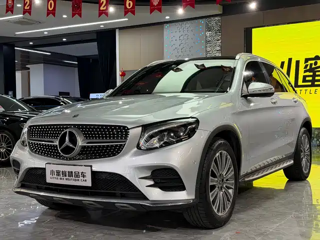 MERCEDES-BENZ GLC