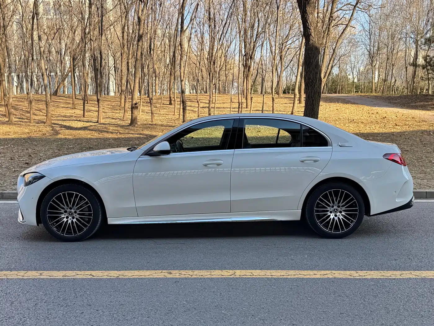 Mercedes-Benz C-Class 2023 C 260 L Sport фото 3