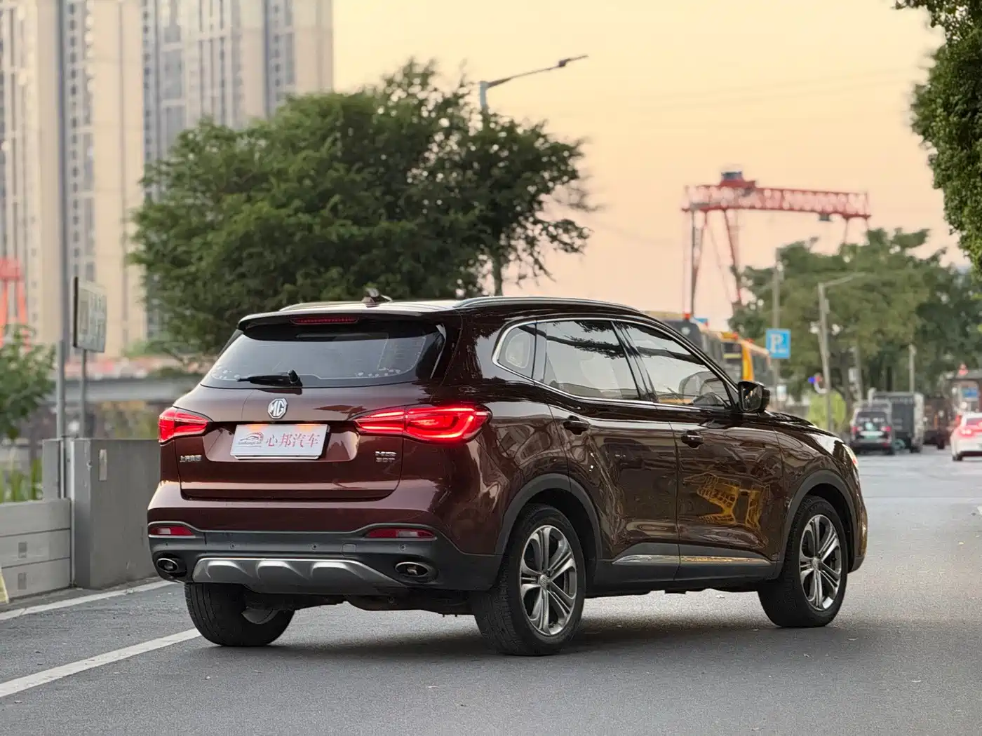 MG HS 2019 2018 30T Automatic 2WD Trophy Hormone Passion Edition China V