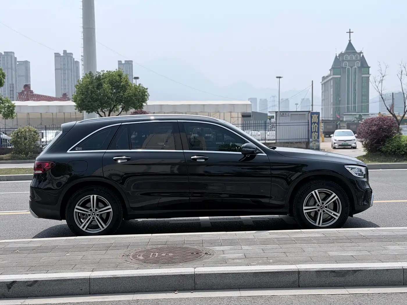 Mercedes-Benz GLC 2021 GLC 260 L 4MATIC Sporty фото 18