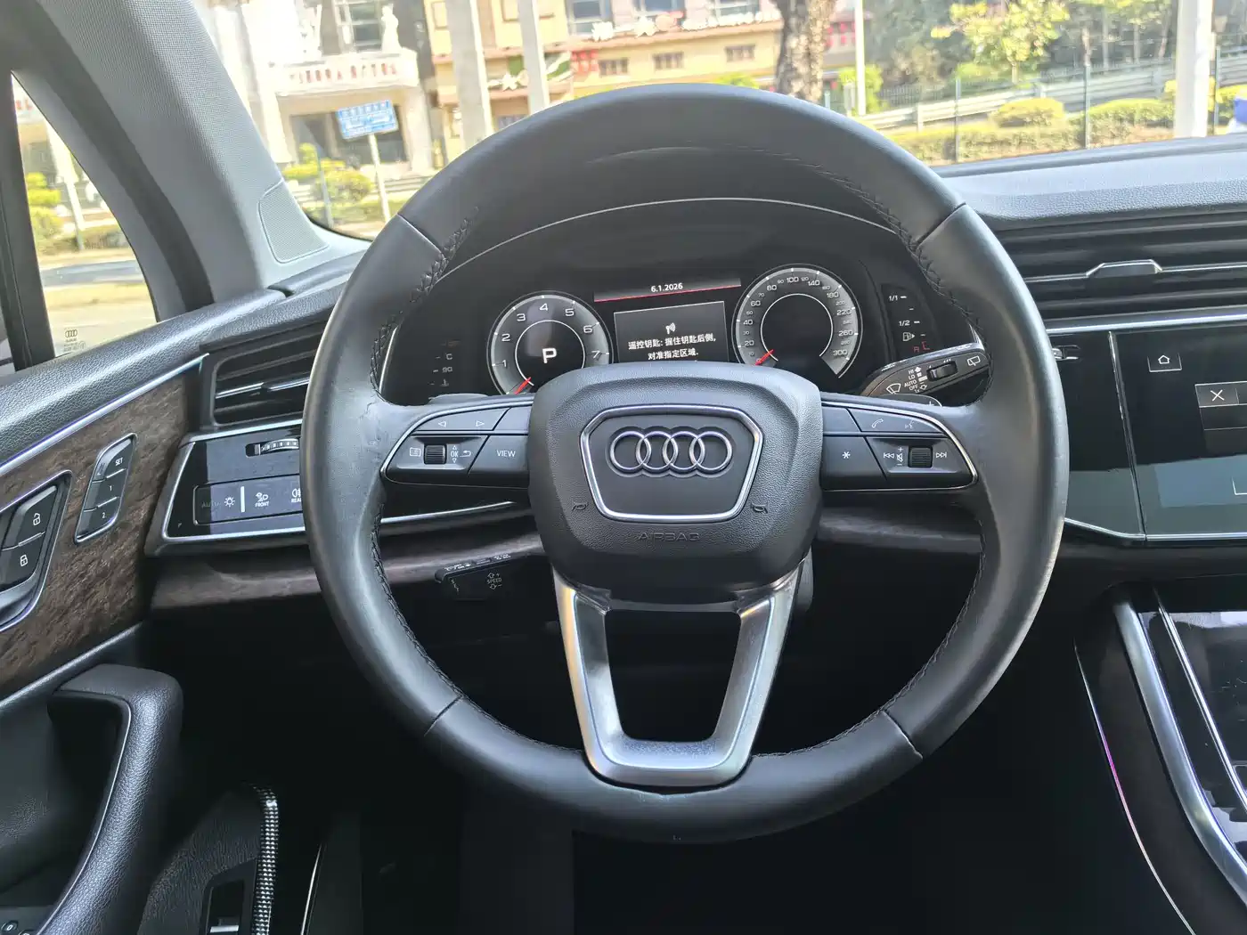 AUDI Q7