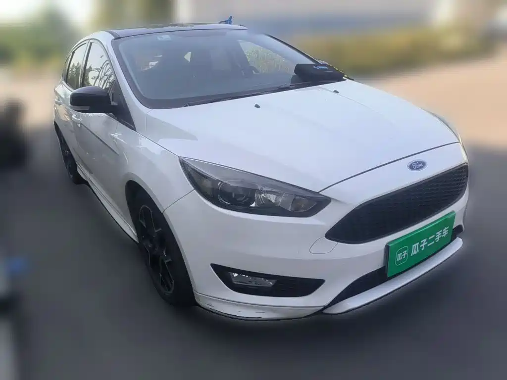 Фото 3 - Ford Focus