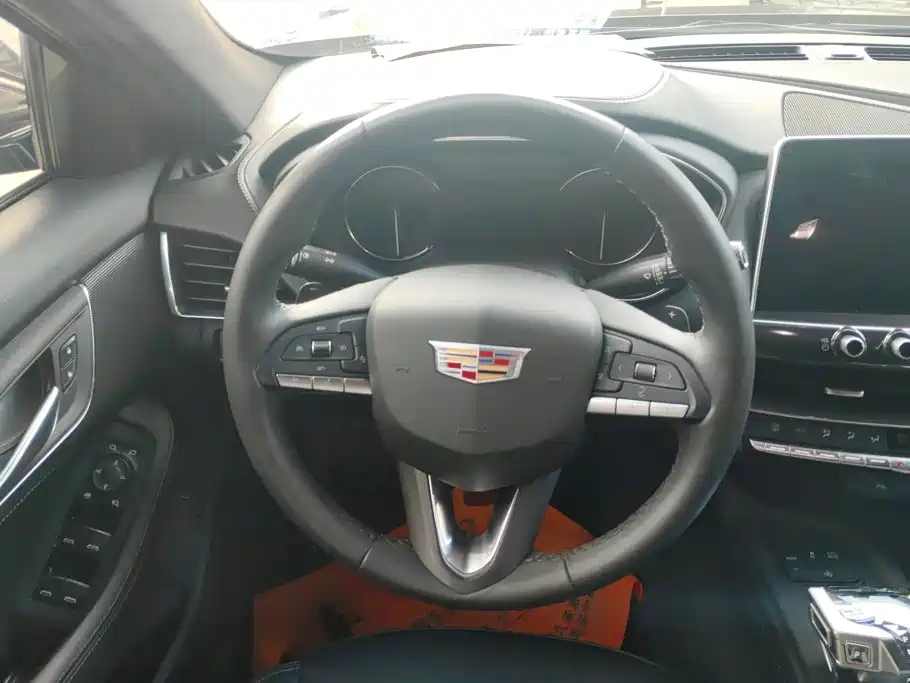 Cadillac CT5 2020 2020 Facelift 28T Fashion Edition