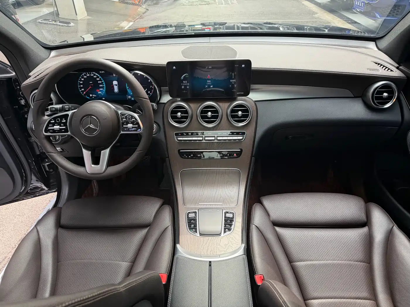 Mercedes-Benz GLC 2021 GLC 260 L 4MATIC Luxury фото 12